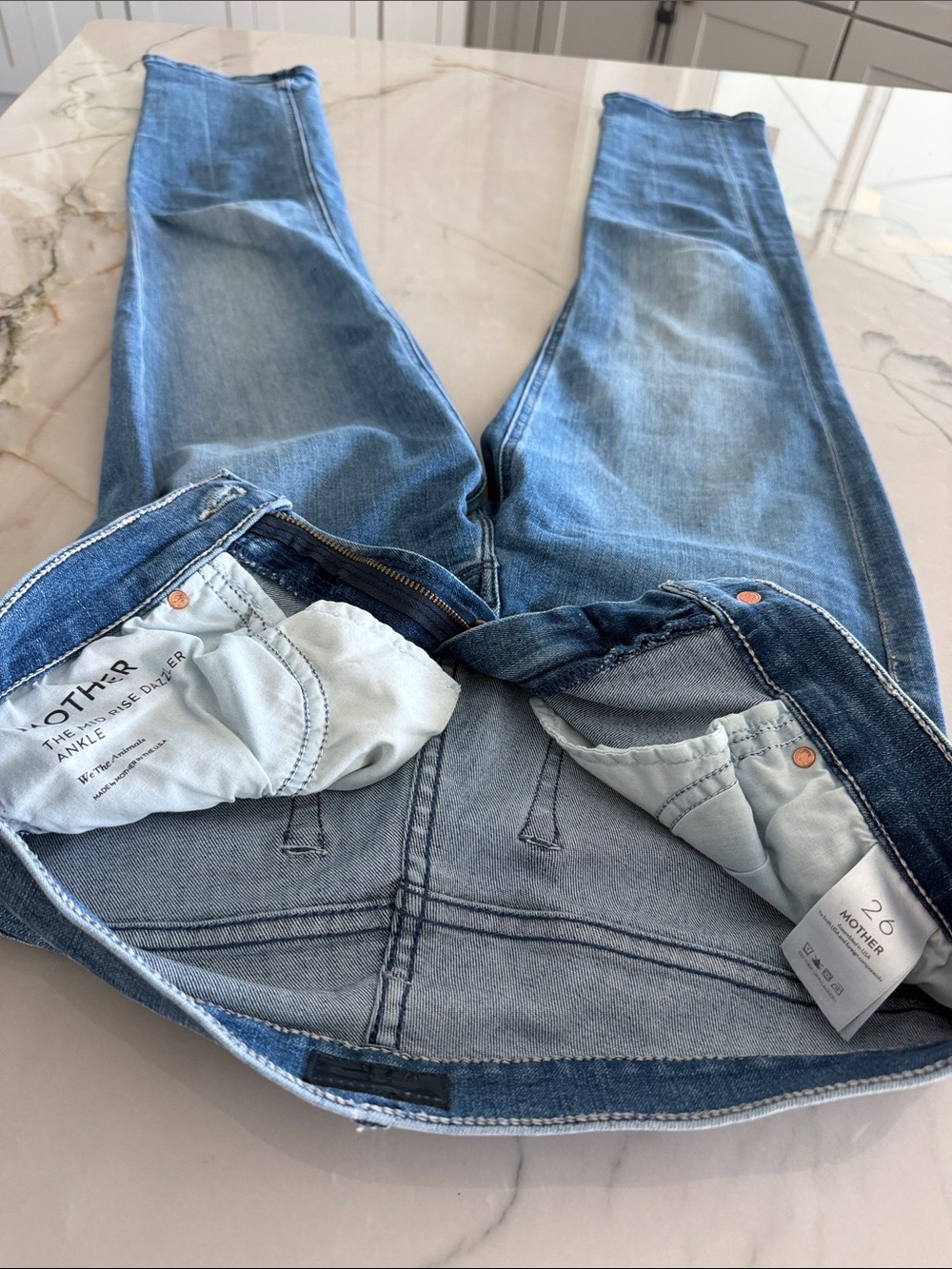 MOTHER Ankle Jeans in Light Blue Denim